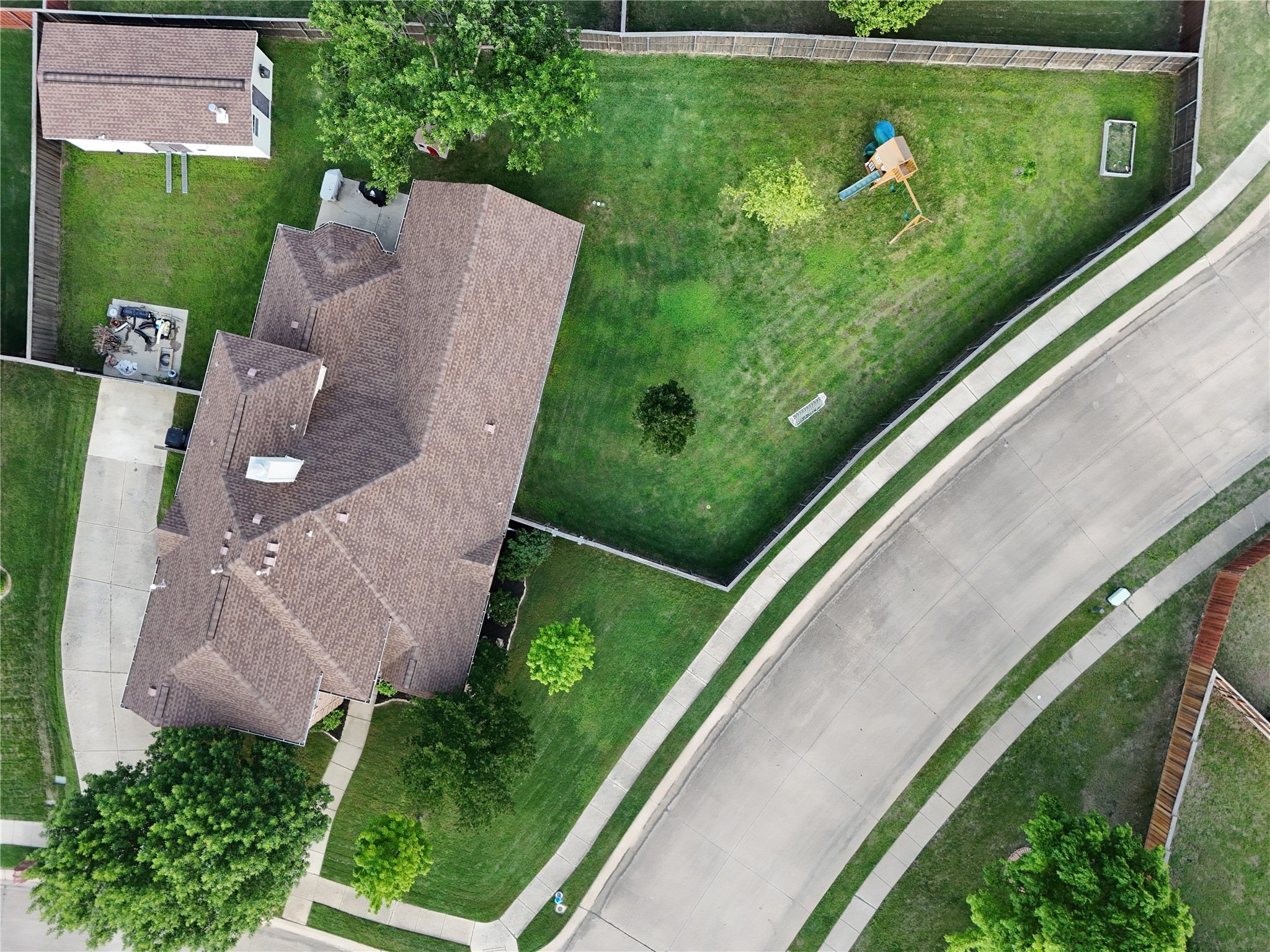 7302 Hawk Lane Sachse TX 75048