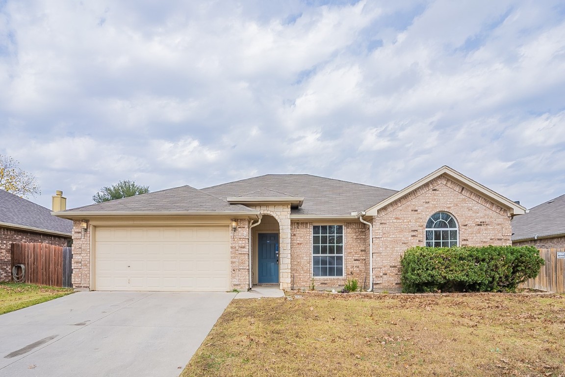 5233 Archer Drive Fort Worth TX 76244