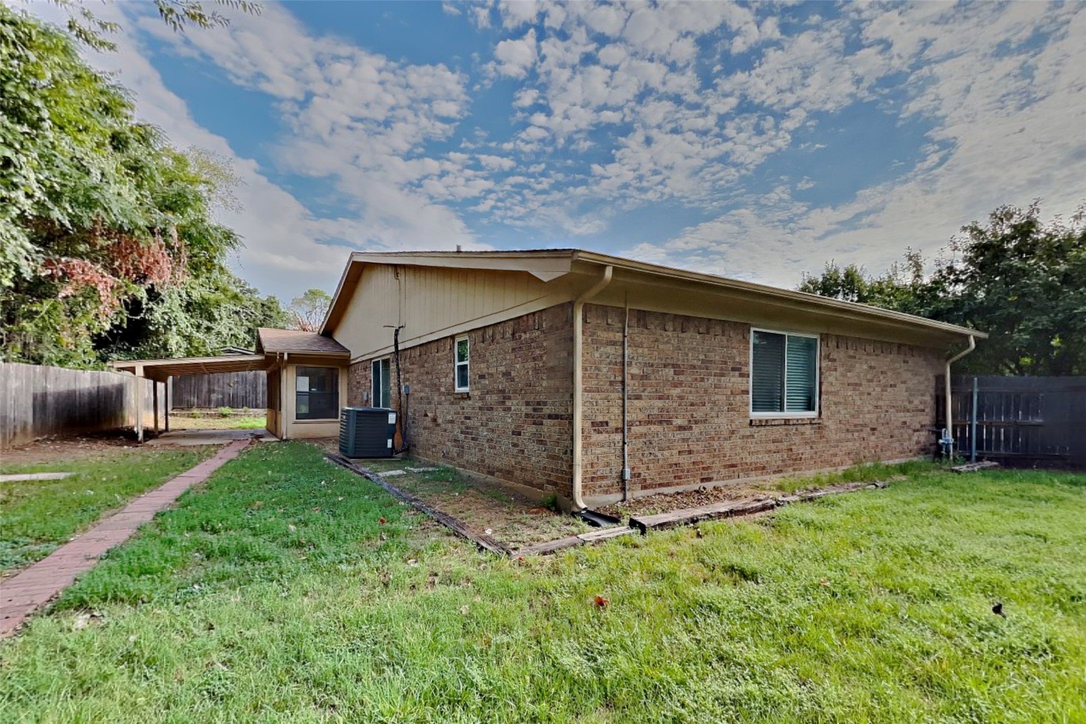 421 Cavender Court Hurst TX 76054