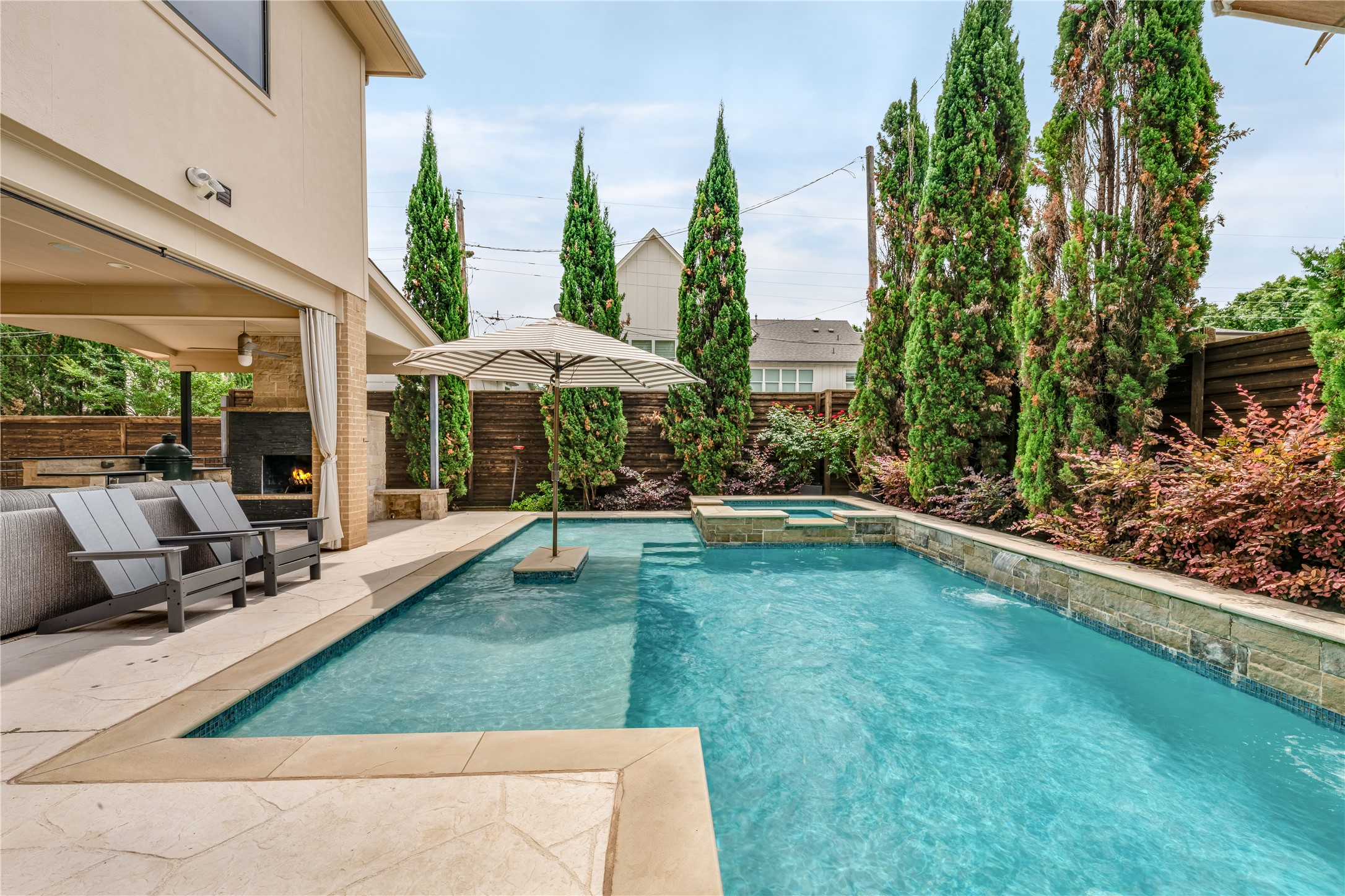 6910 Huff Trail Dallas TX 75214