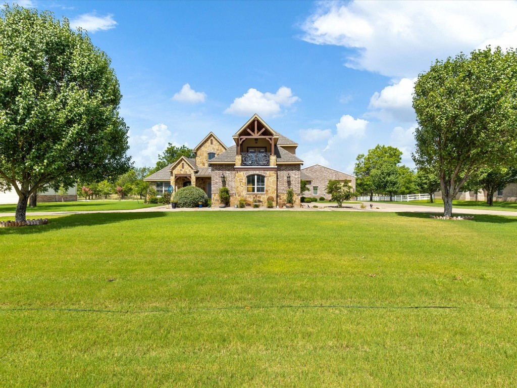 9407 King Air Drive Granbury TX 76049