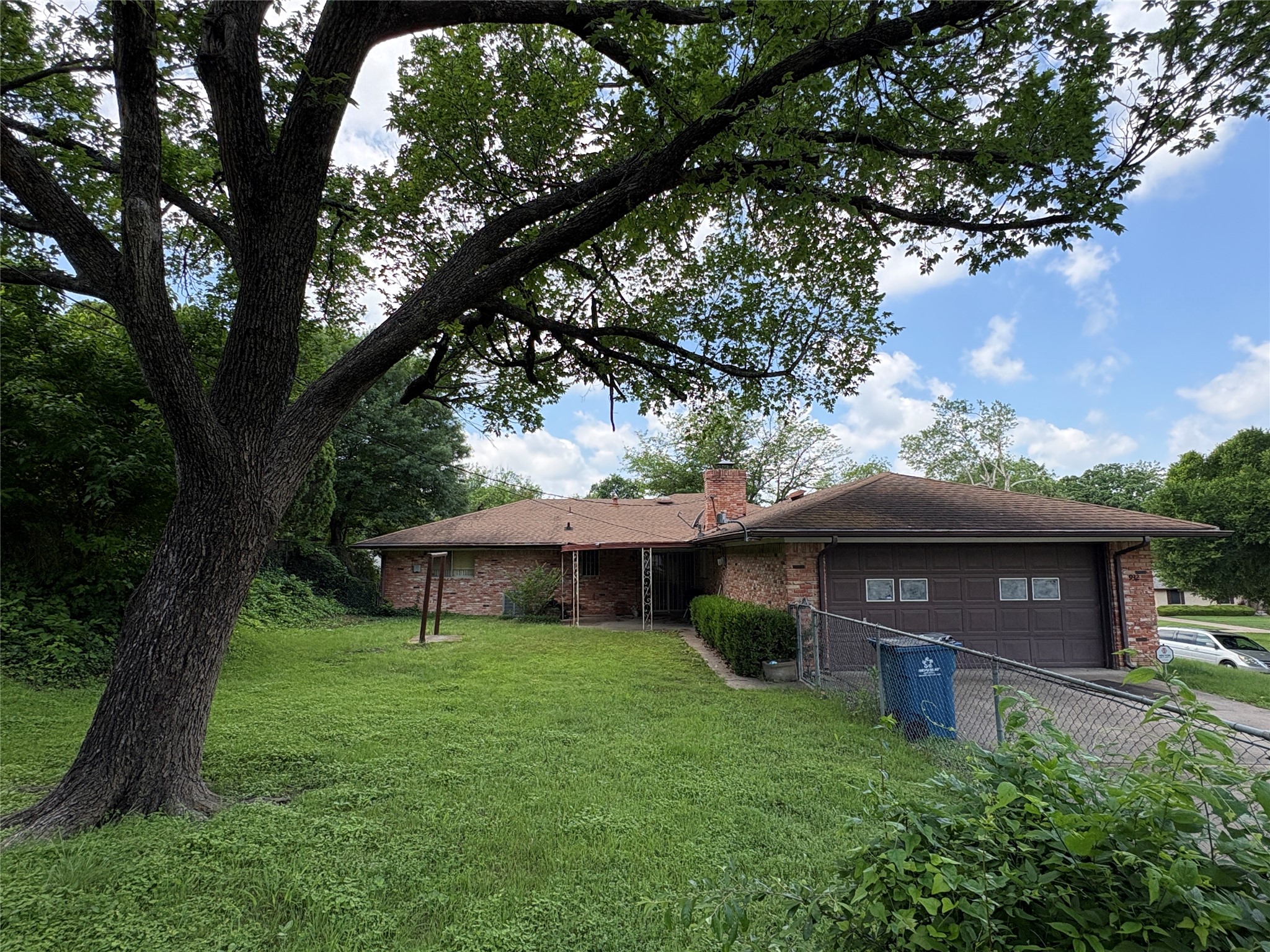 932 Ray Andra Drive Desoto TX 75115