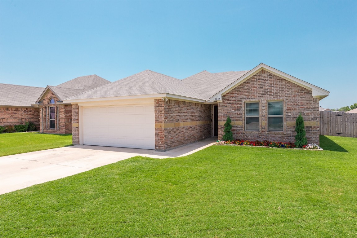 1045 Inverness Drive Weatherford TX 76086