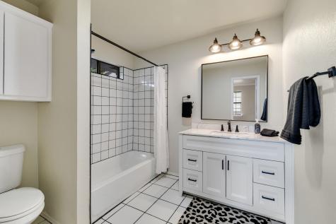 4212 Joshua Lane Dallas TX 75287