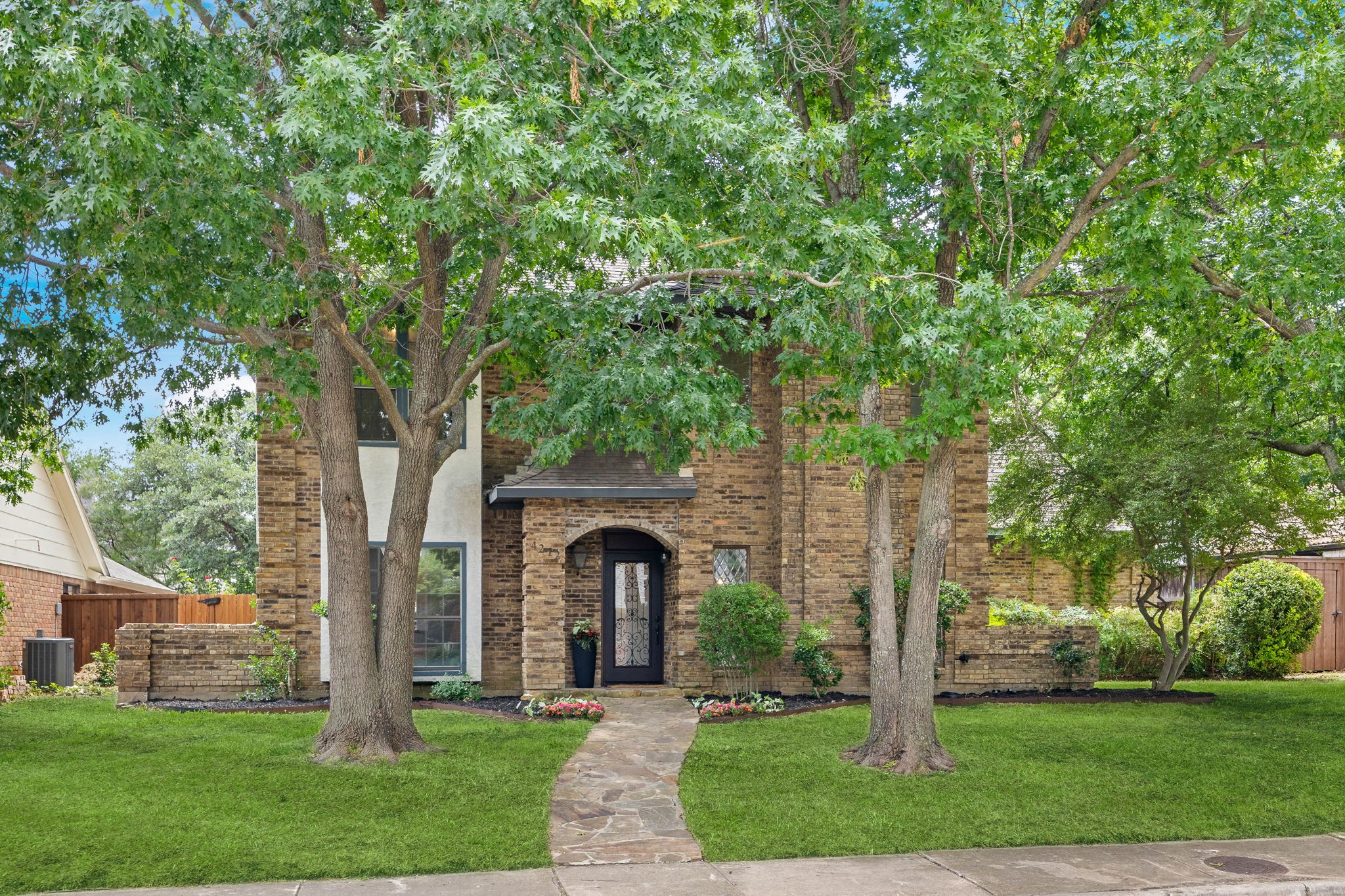 4212 Joshua Lane Dallas TX 75287