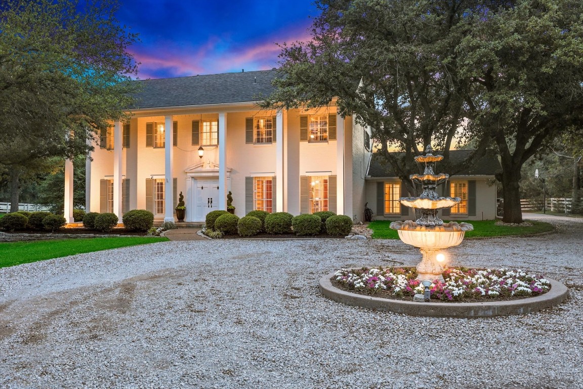 127 Red Oak Lane Flower Mound TX 75028