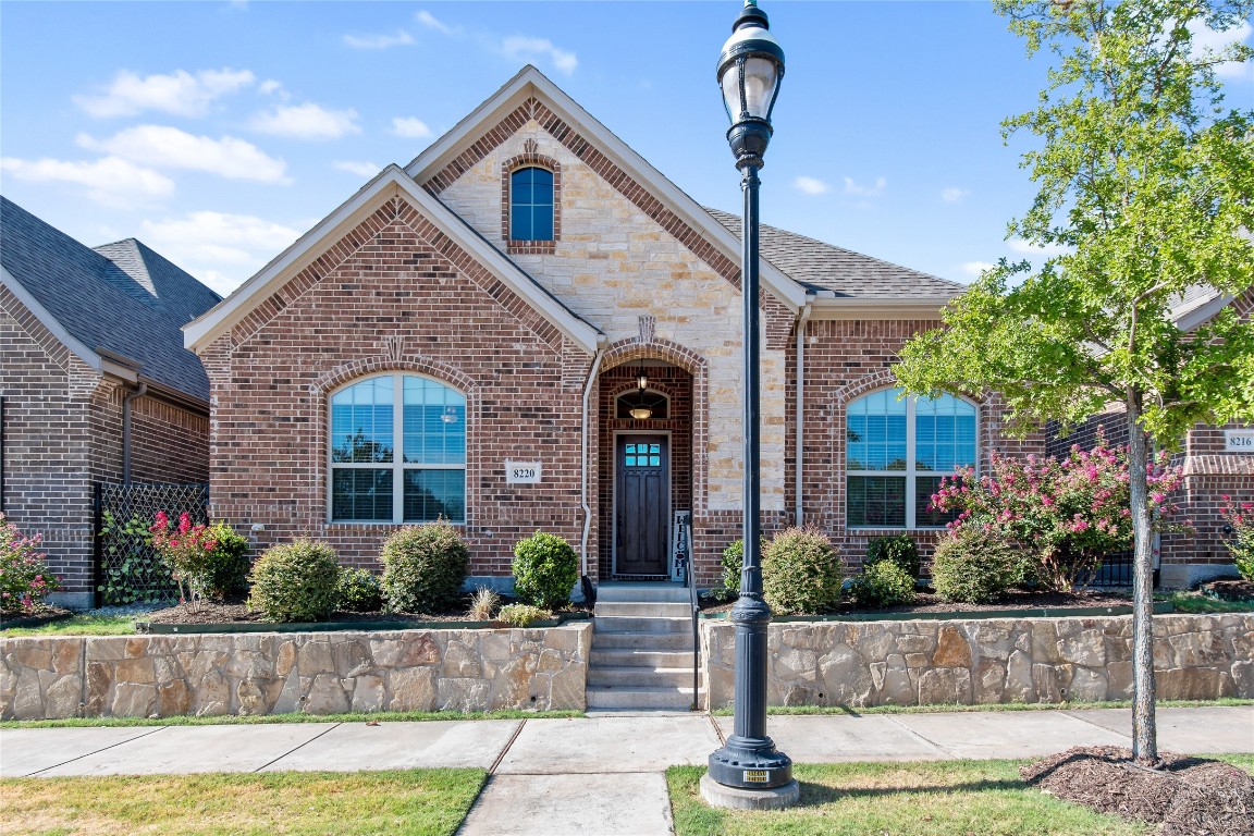 8220 Odell Street North Richland Hills TX 76182