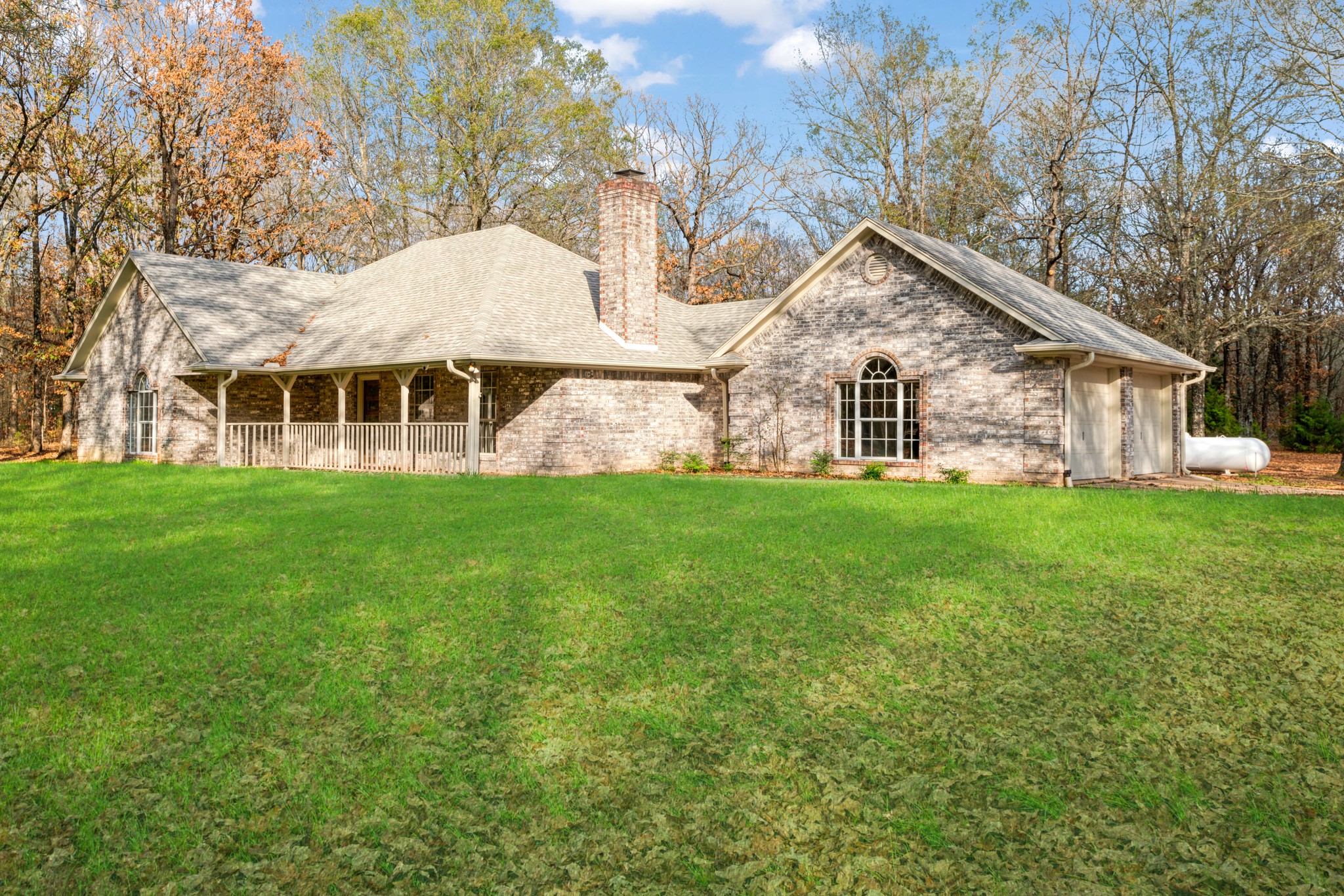 3122 N Farm Road 196 N Paris TX 75462