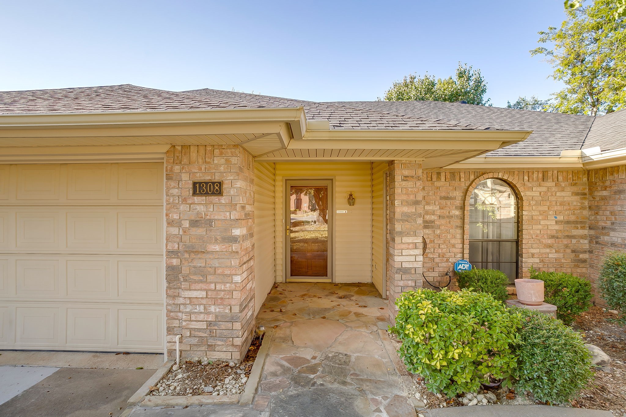 1308 Nueces Court Benbrook TX 76126
