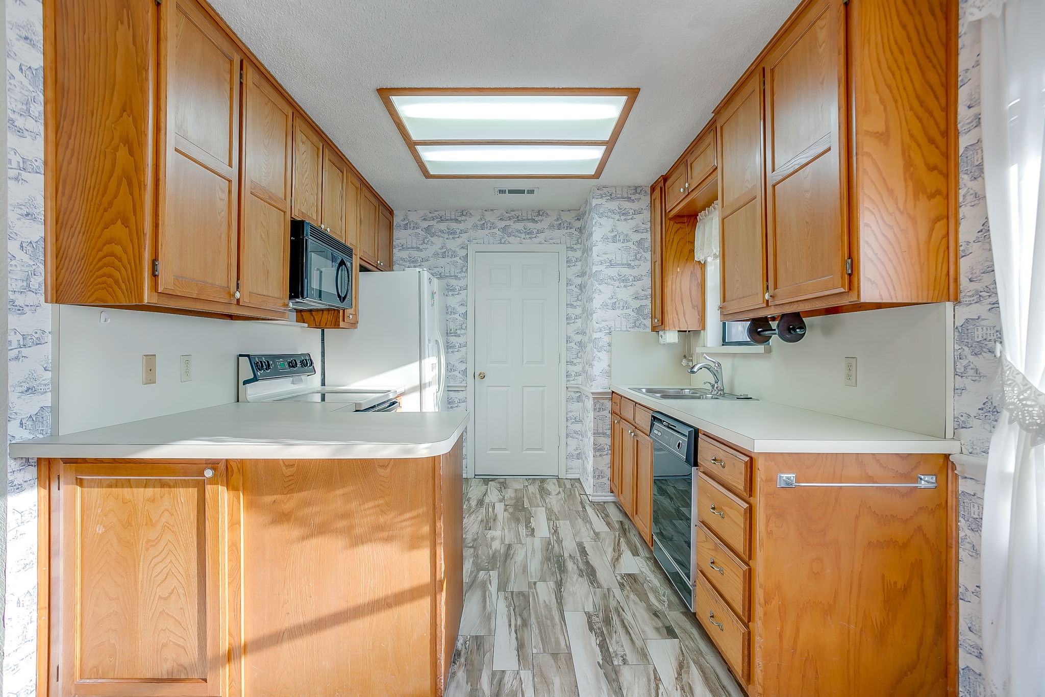 1308 Nueces Court Benbrook TX 76126