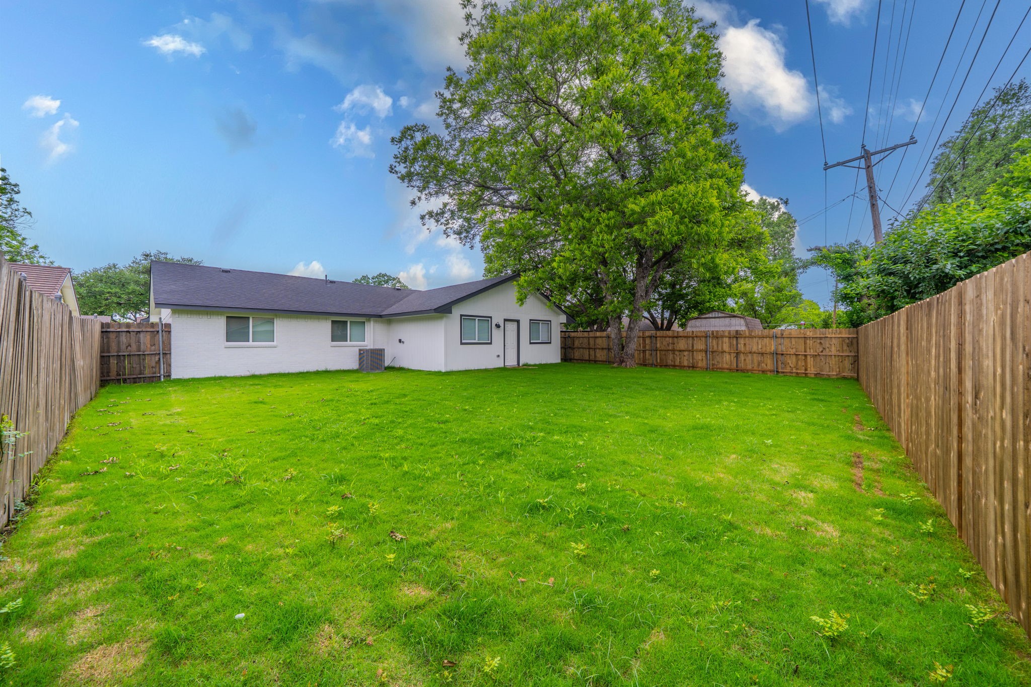 1813 Tompkins Drive Grand Prairie TX 75051
