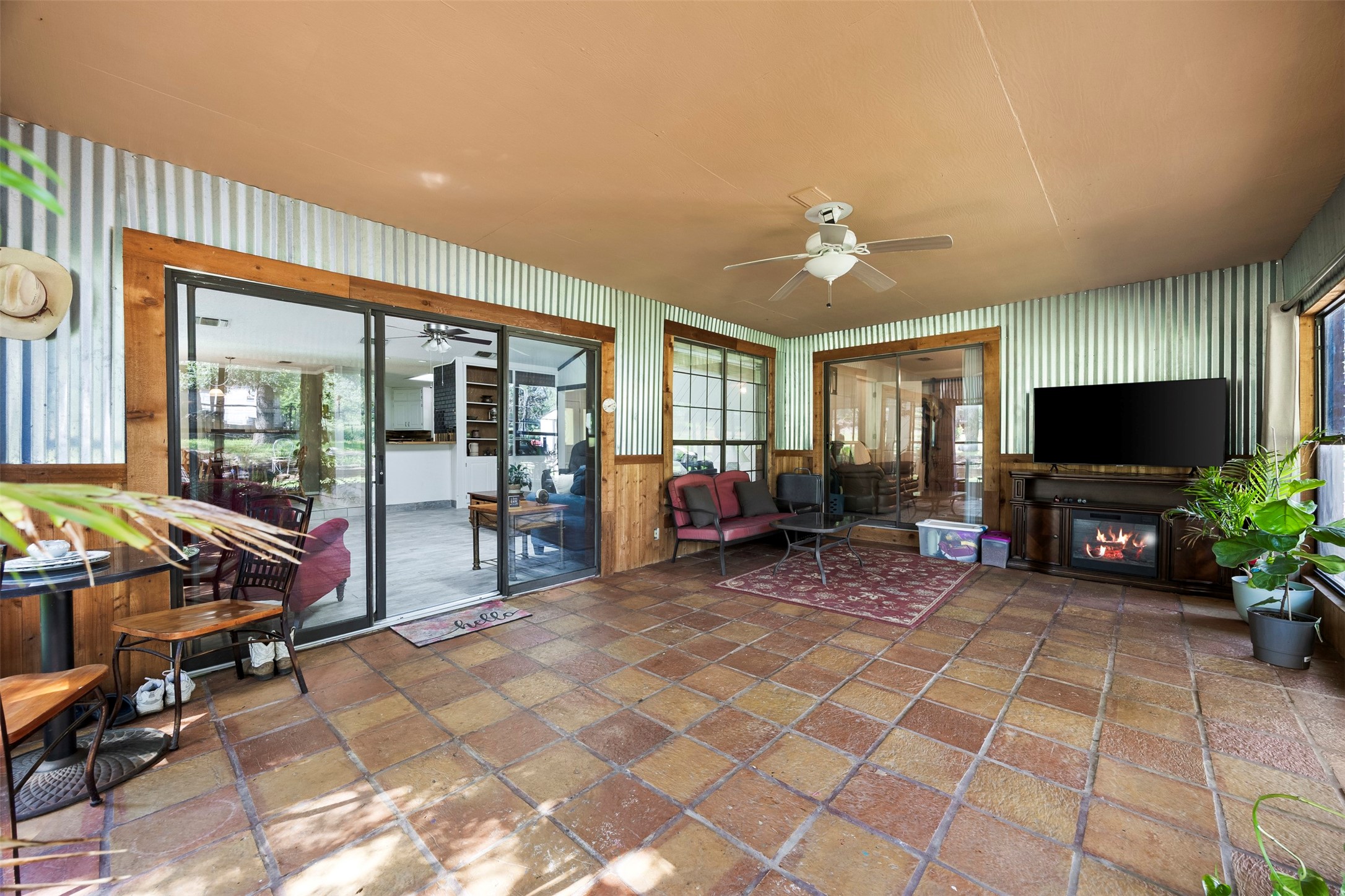 1816 Caddo Peak Road Joshua TX 76058