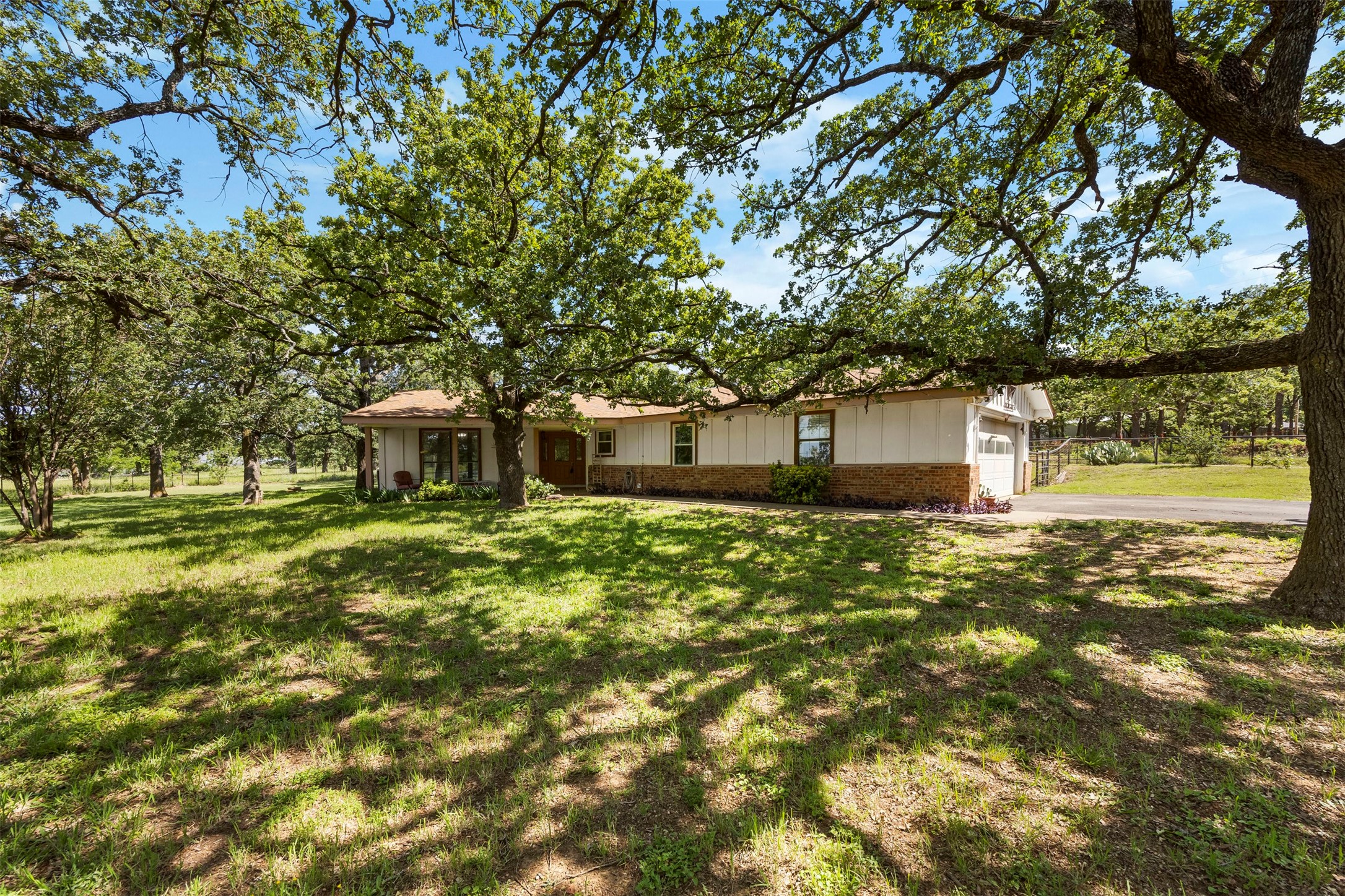 1816 Caddo Peak Road Joshua TX 76058