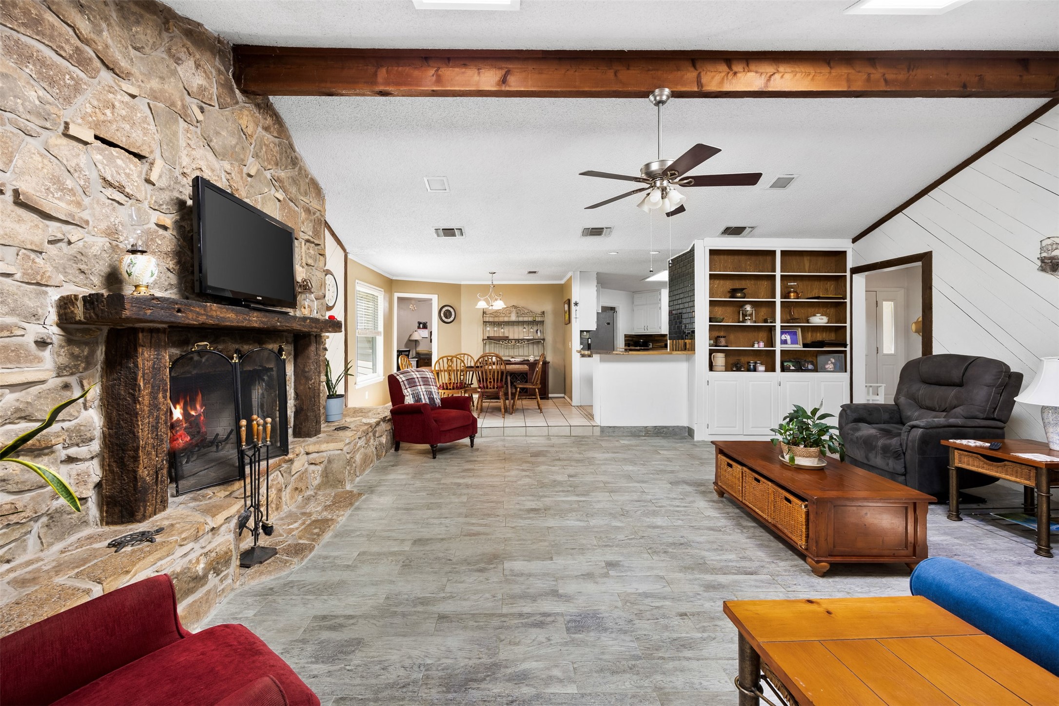 1816 Caddo Peak Road Joshua TX 76058