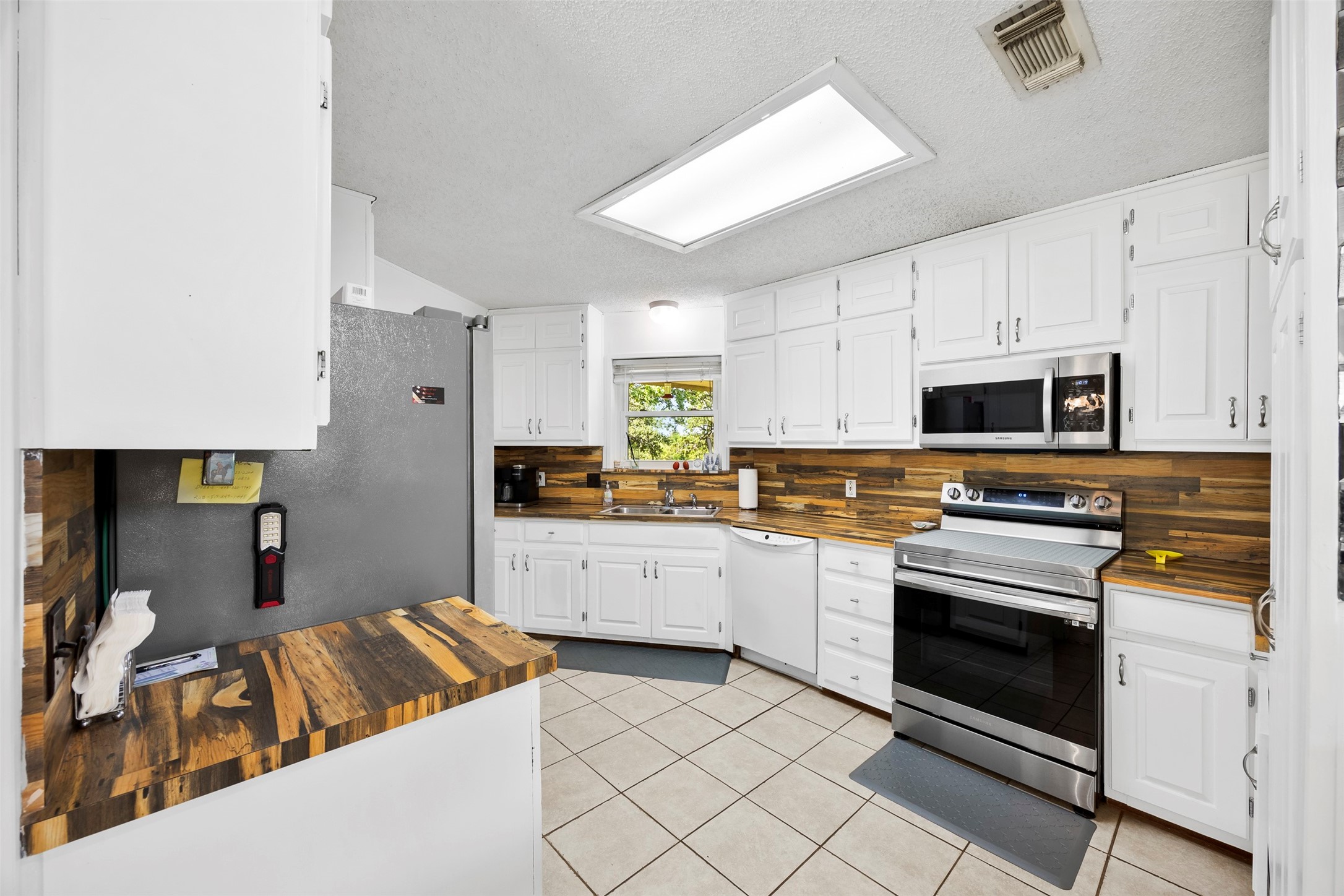 1816 Caddo Peak Road Joshua TX 76058