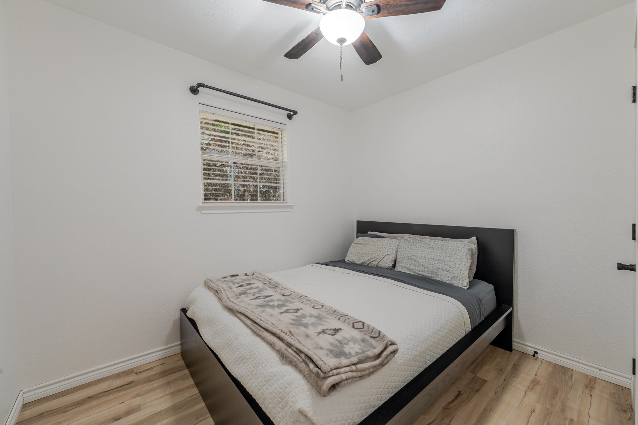 2417 Elk Trail Granbury TX 76048