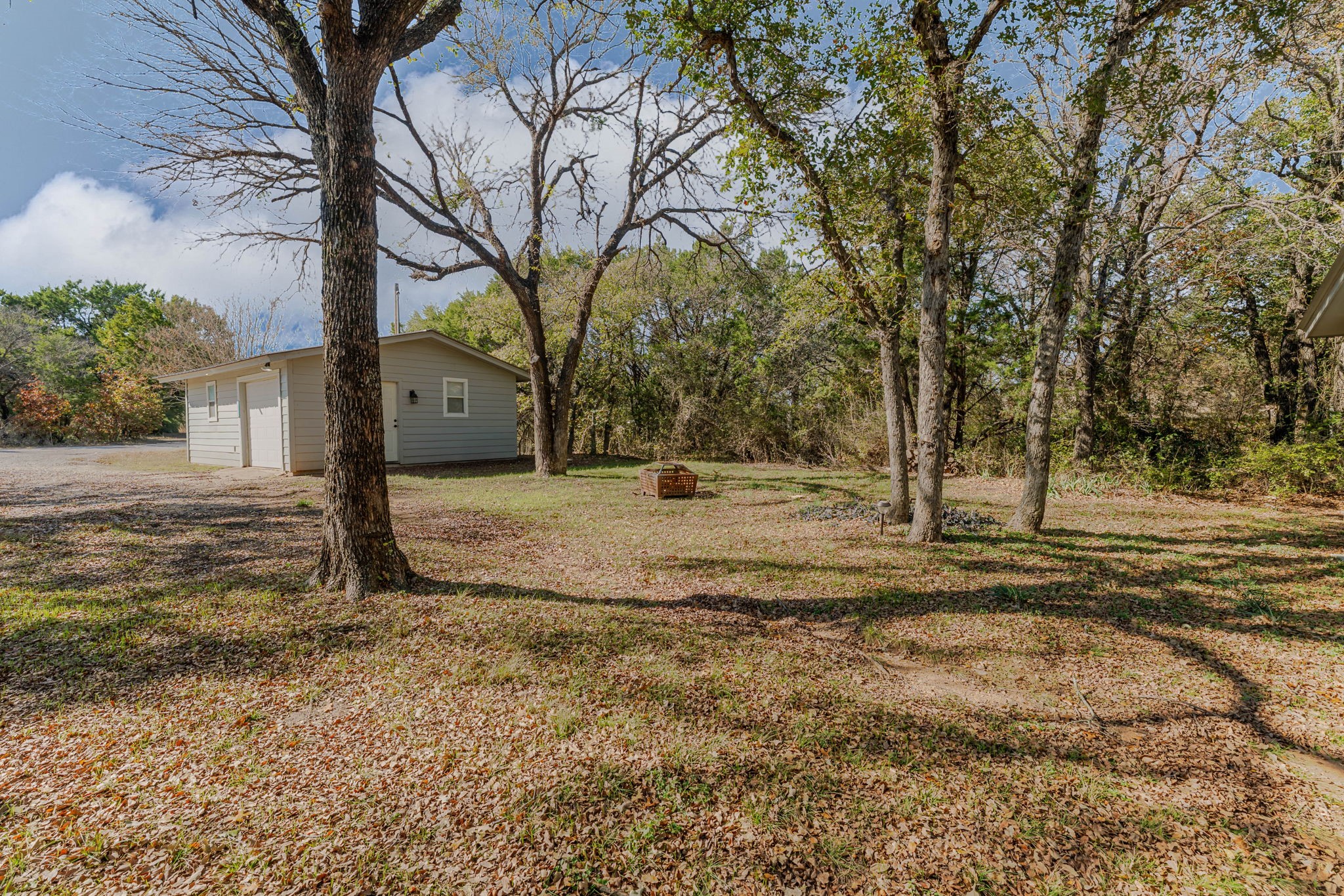 2417 Elk Trail Granbury TX 76048