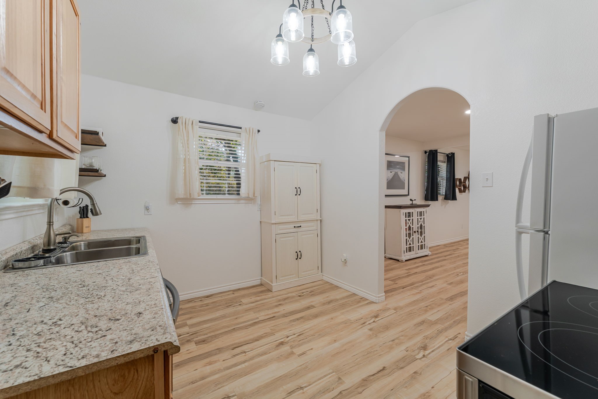 2417 Elk Trail Granbury TX 76048