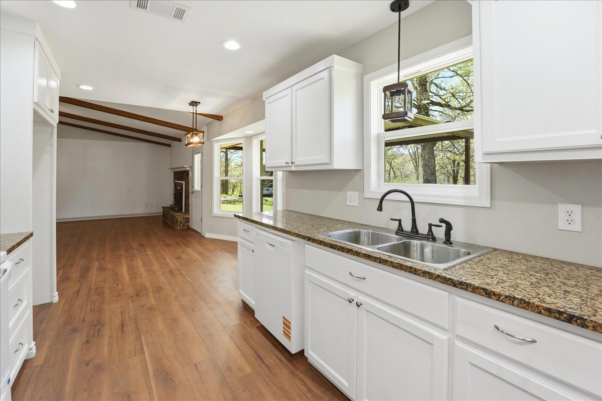 227 Cr 2425 Mineola TX 75773
