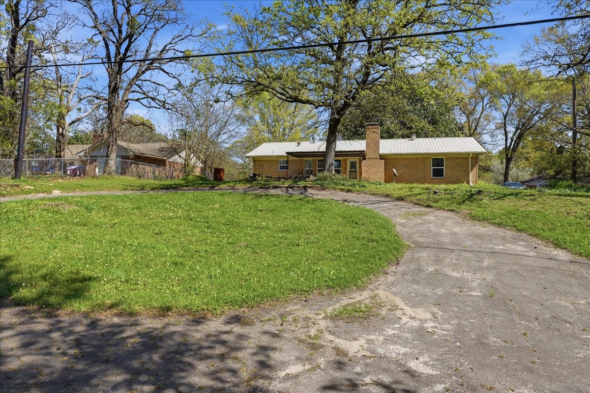 227 Cr 2425 Mineola TX 75773