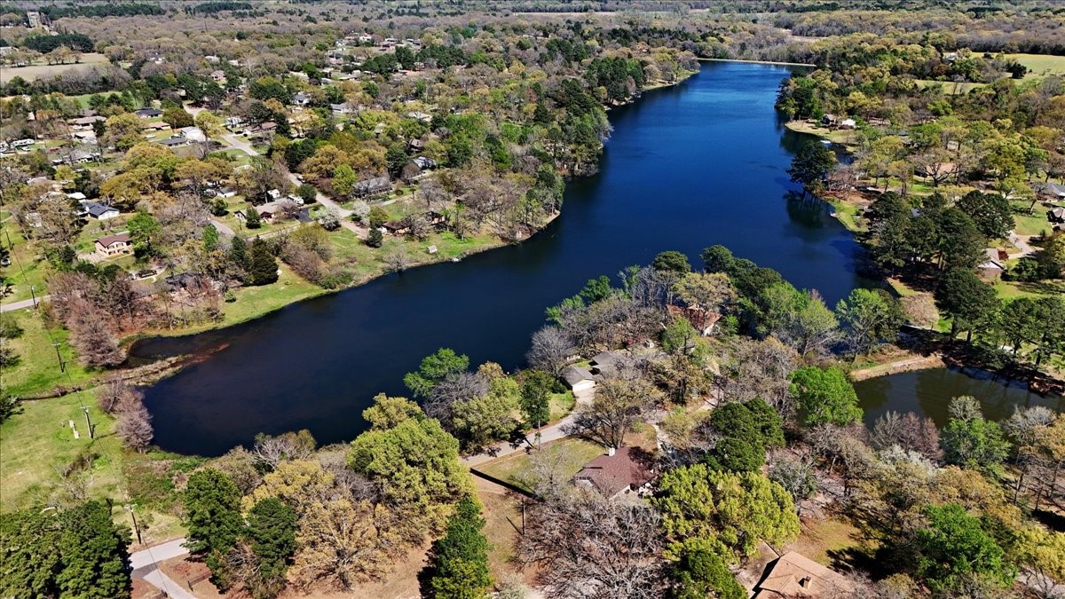 227 Cr 2425 Mineola TX 75773
