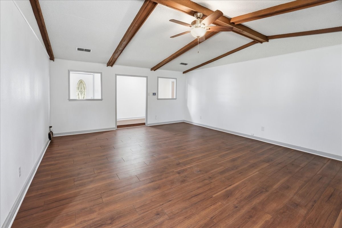 227 Cr 2425 Mineola TX 75773