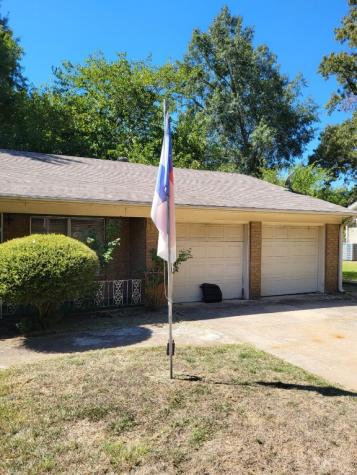 530 26th Street SE Paris TX 75460