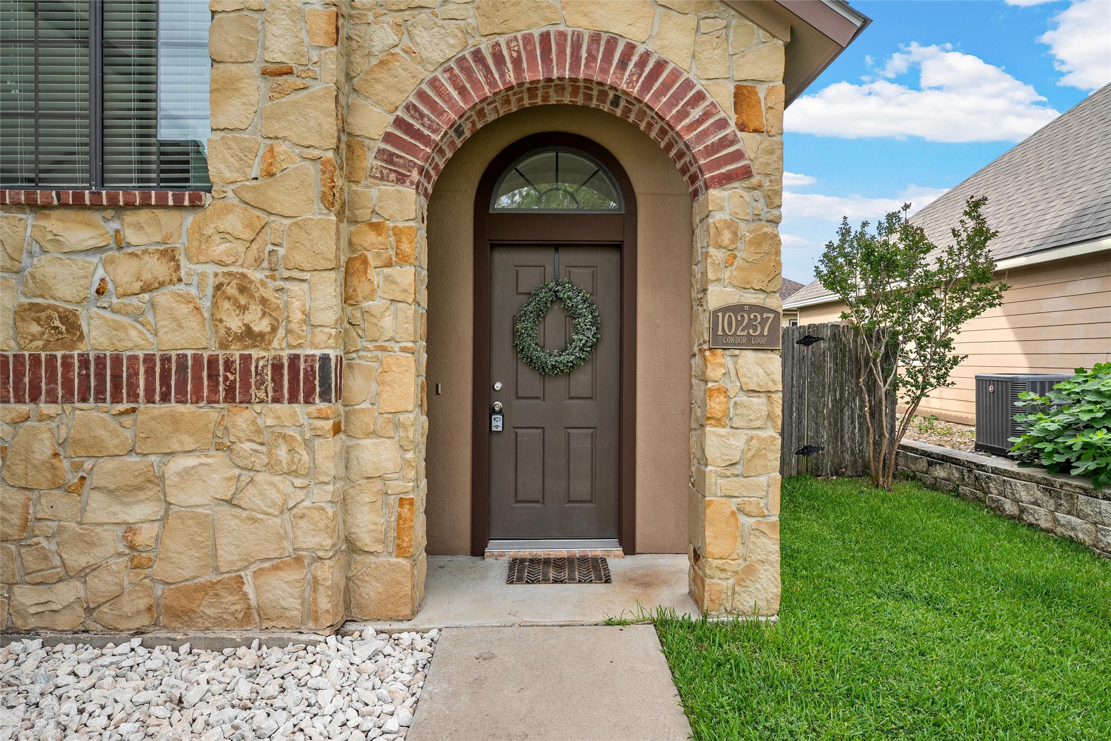 10237 Condor Loop Waco TX 76708