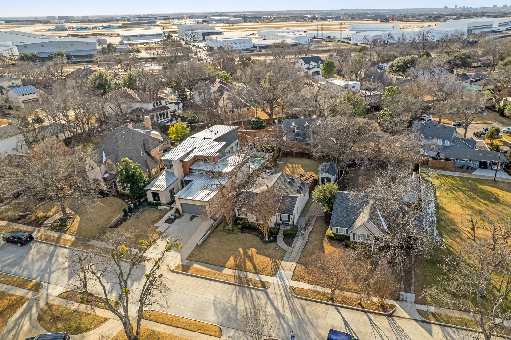 8723 Glencrest Lane Dallas TX 75209