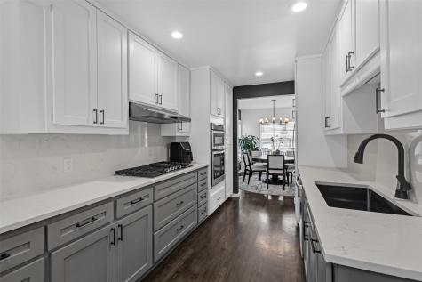 8723 Glencrest Lane Dallas TX 75209