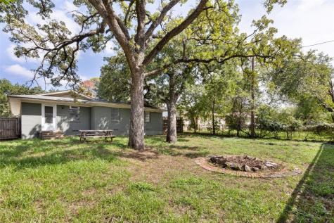 1906 Mercedes Road Denton TX 76205
