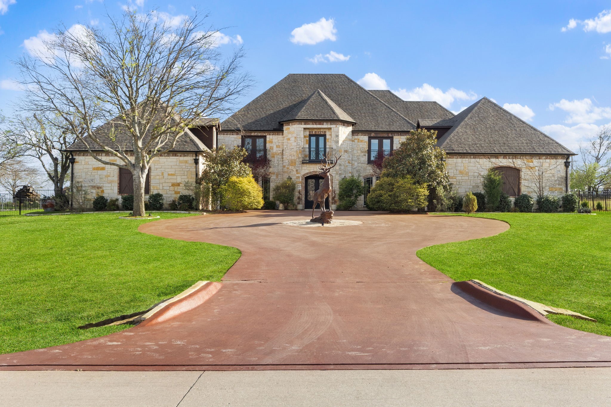 332 Sedona Falls Drive Sunnyvale TX 75182