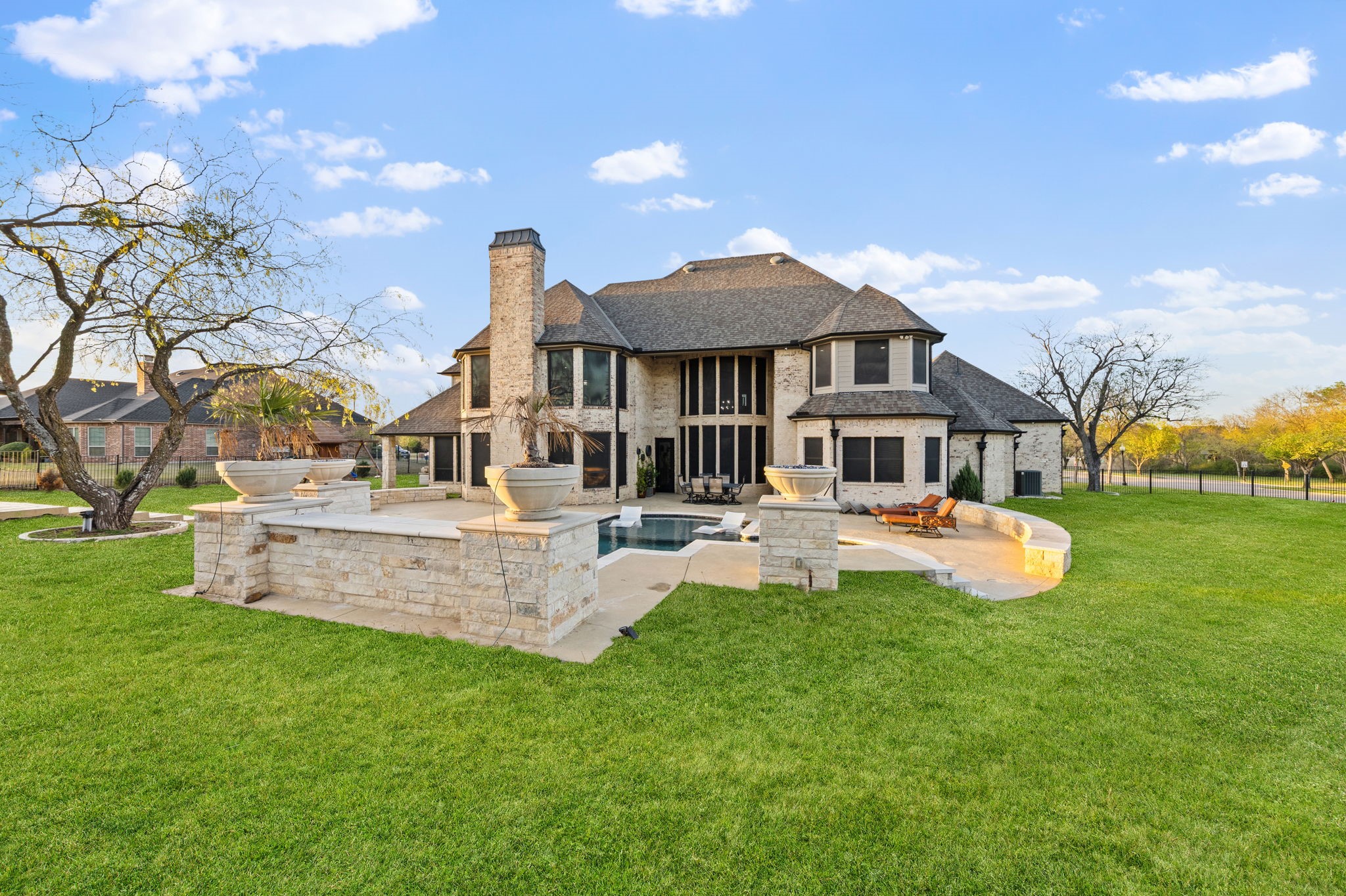 332 Sedona Falls Drive Sunnyvale TX 75182