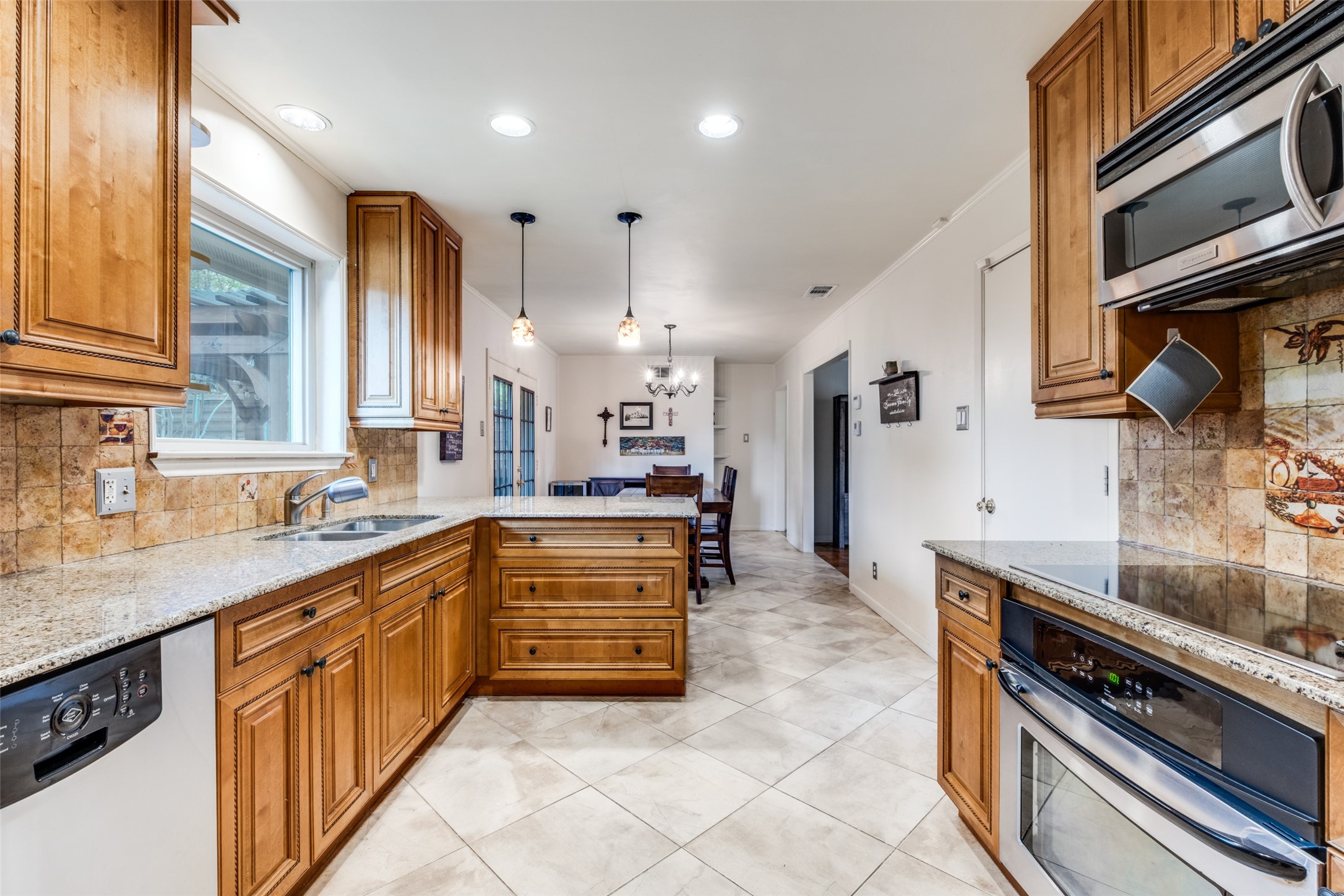 11315 Fernald Avenue Dallas TX 75218