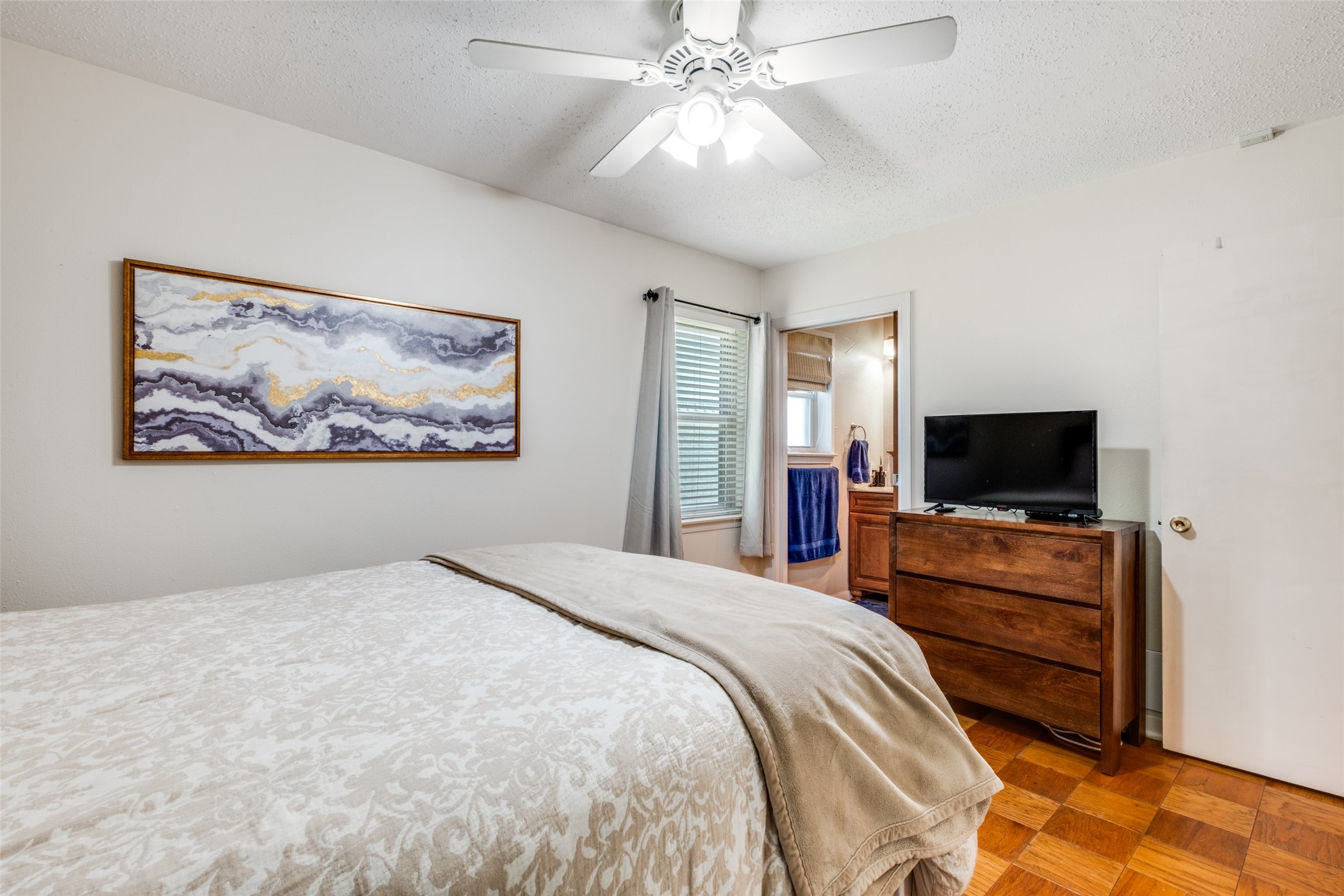 11315 Fernald Avenue Dallas TX 75218