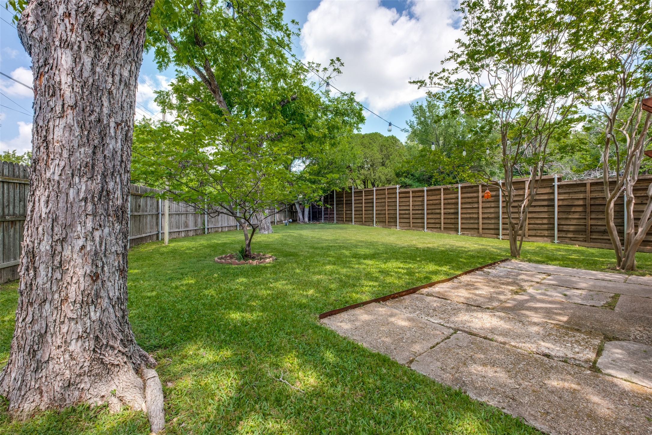 11315 Fernald Avenue Dallas TX 75218