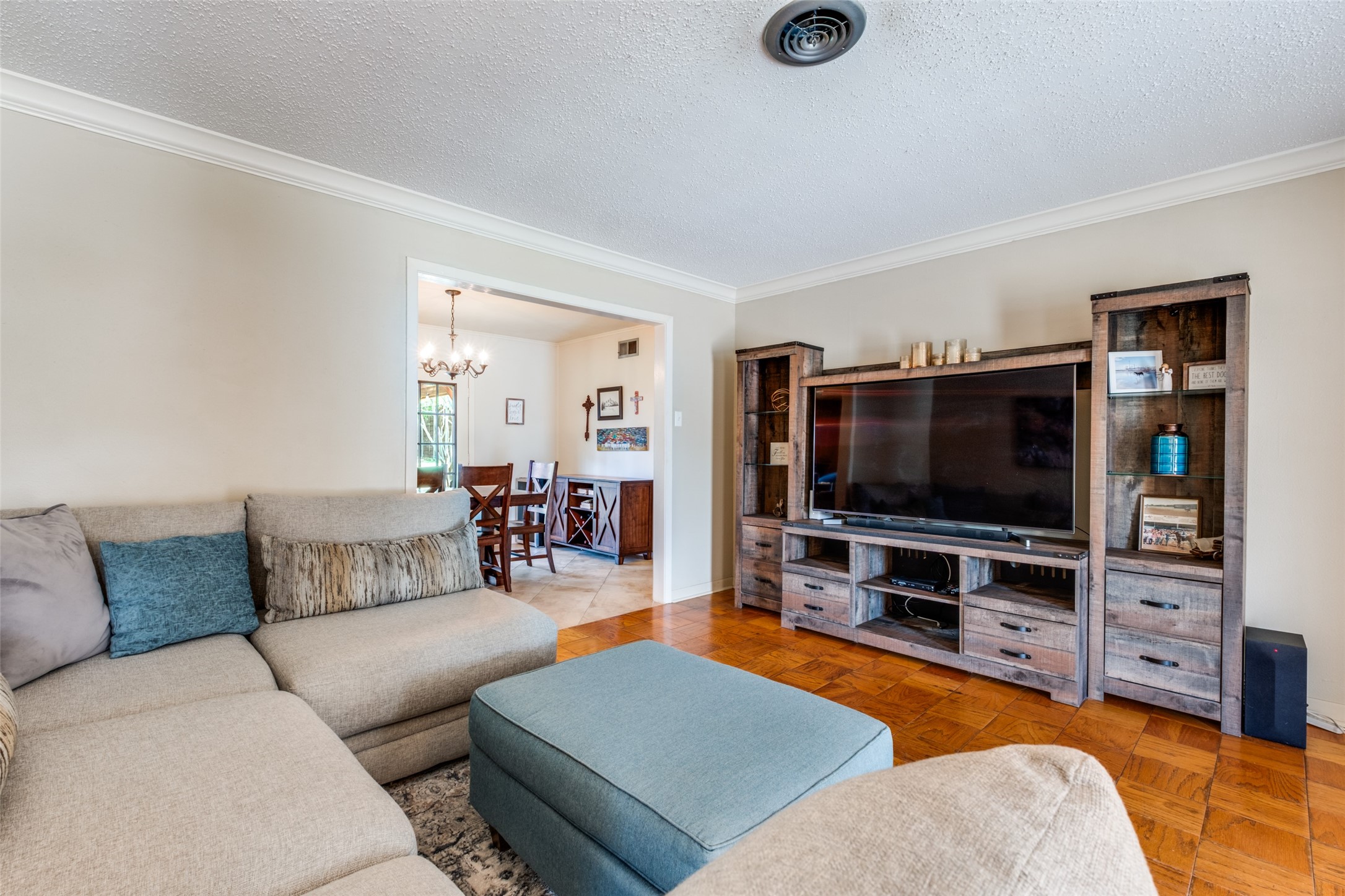 11315 Fernald Avenue Dallas TX 75218
