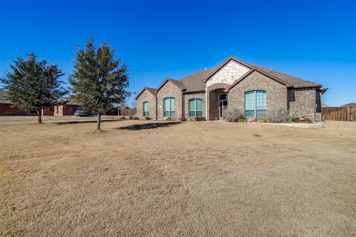 123 Loycie Circle Waxahachie TX 75165