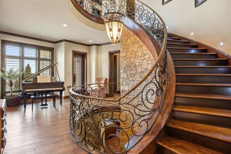 8 Meadowlake Drive Heath TX 75032
