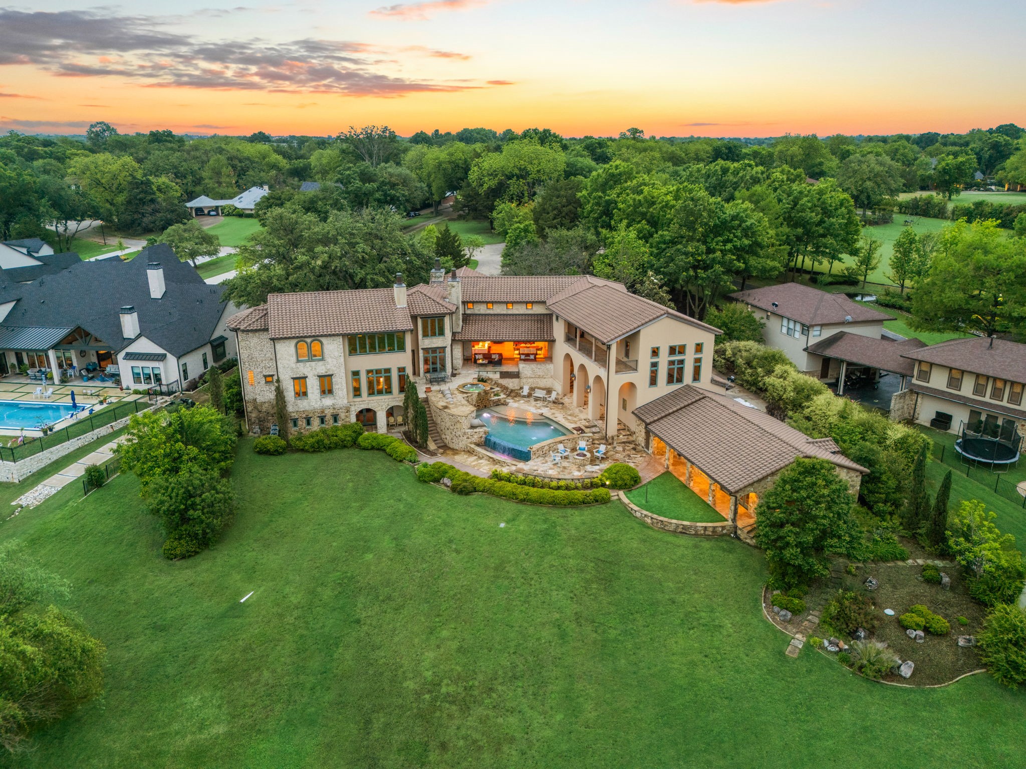 8 Meadowlake Drive Heath TX 75032