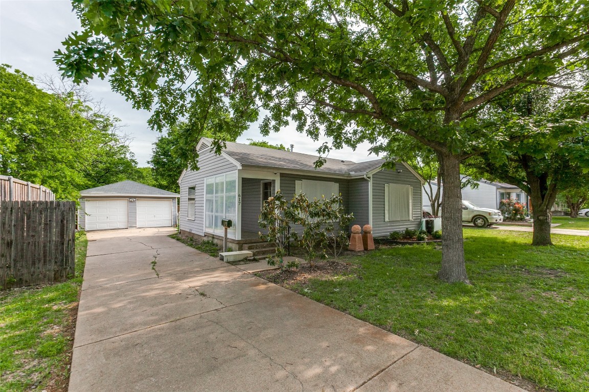 617 Belmont Drive Garland TX 75040