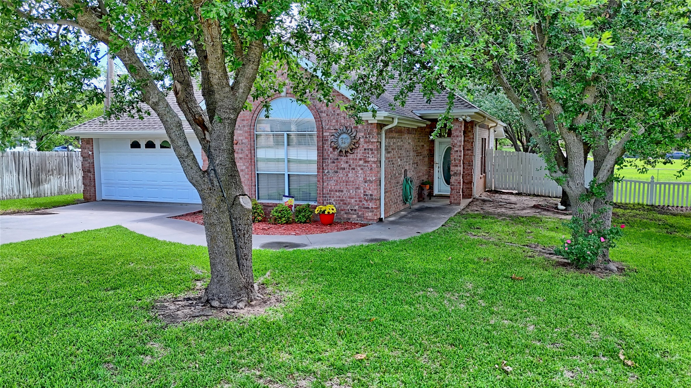 201 Park Road Nocona TX 76255