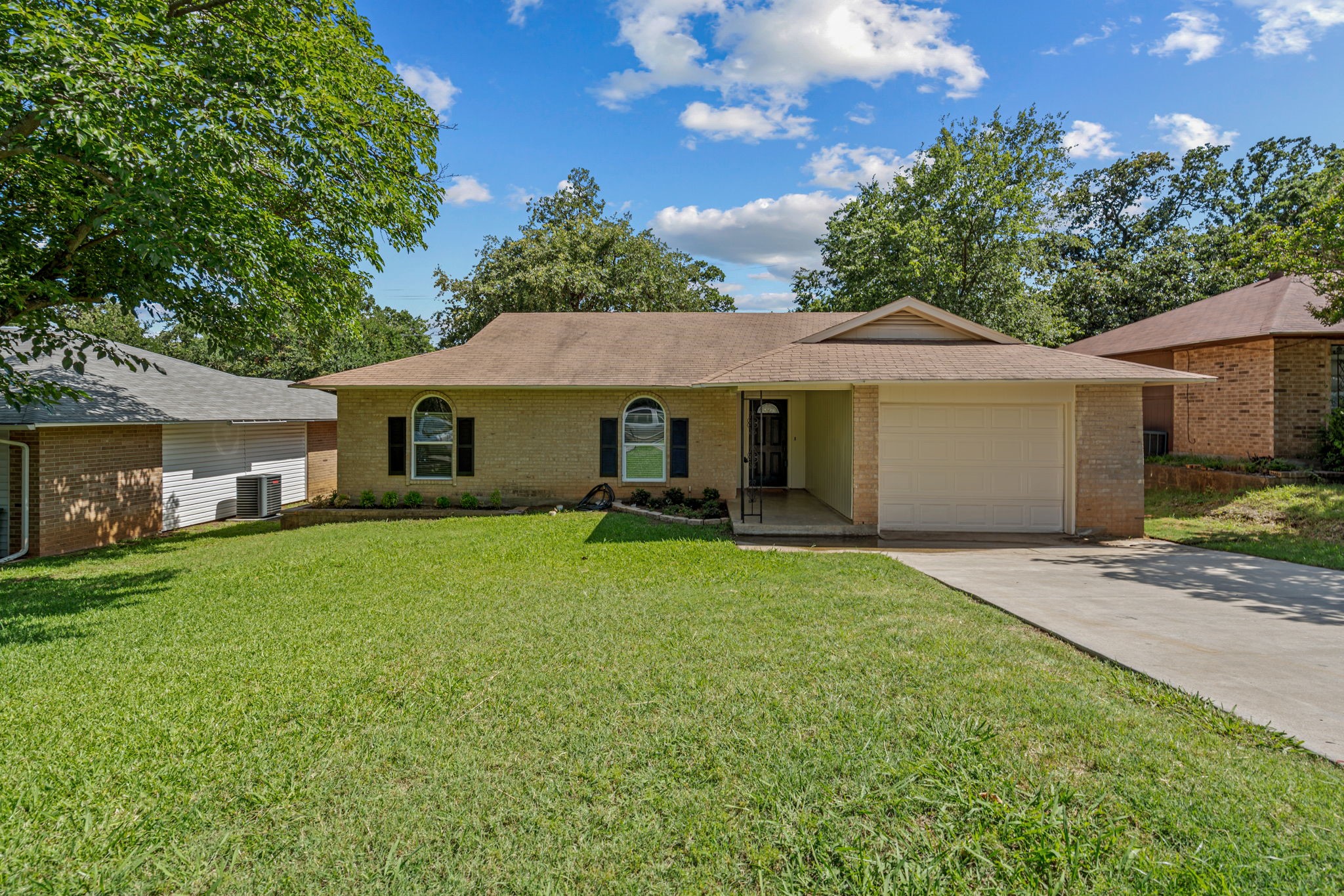 1608 Meadow Oak Street Denton TX 76209