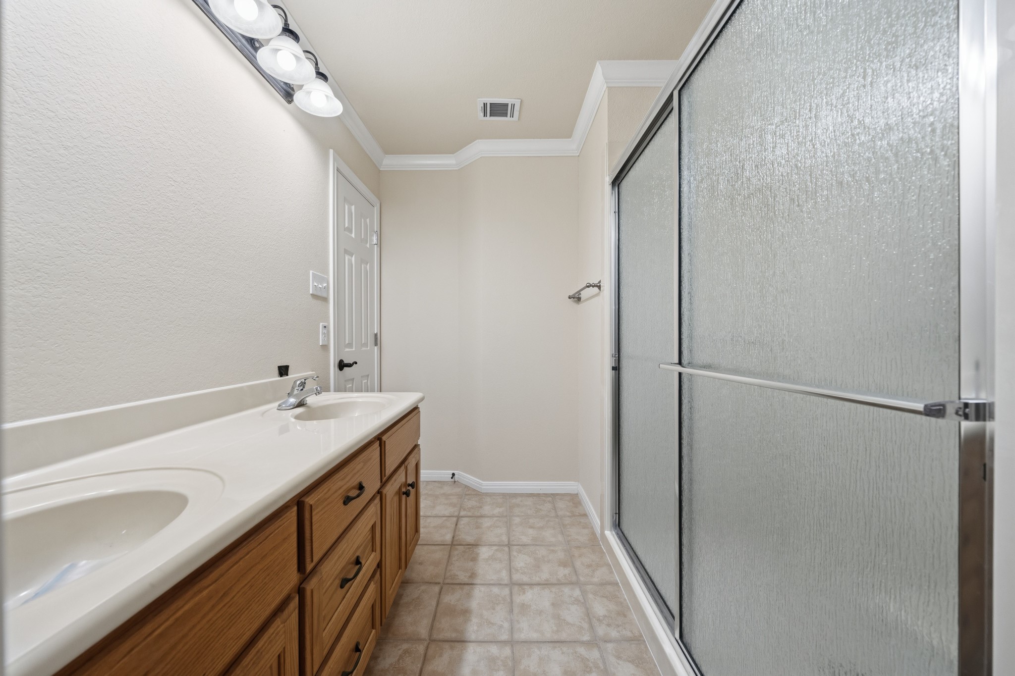 210 S Reagan Street West TX 76691