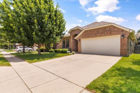 11528 Round Leaf Drive Fort Worth TX 76244