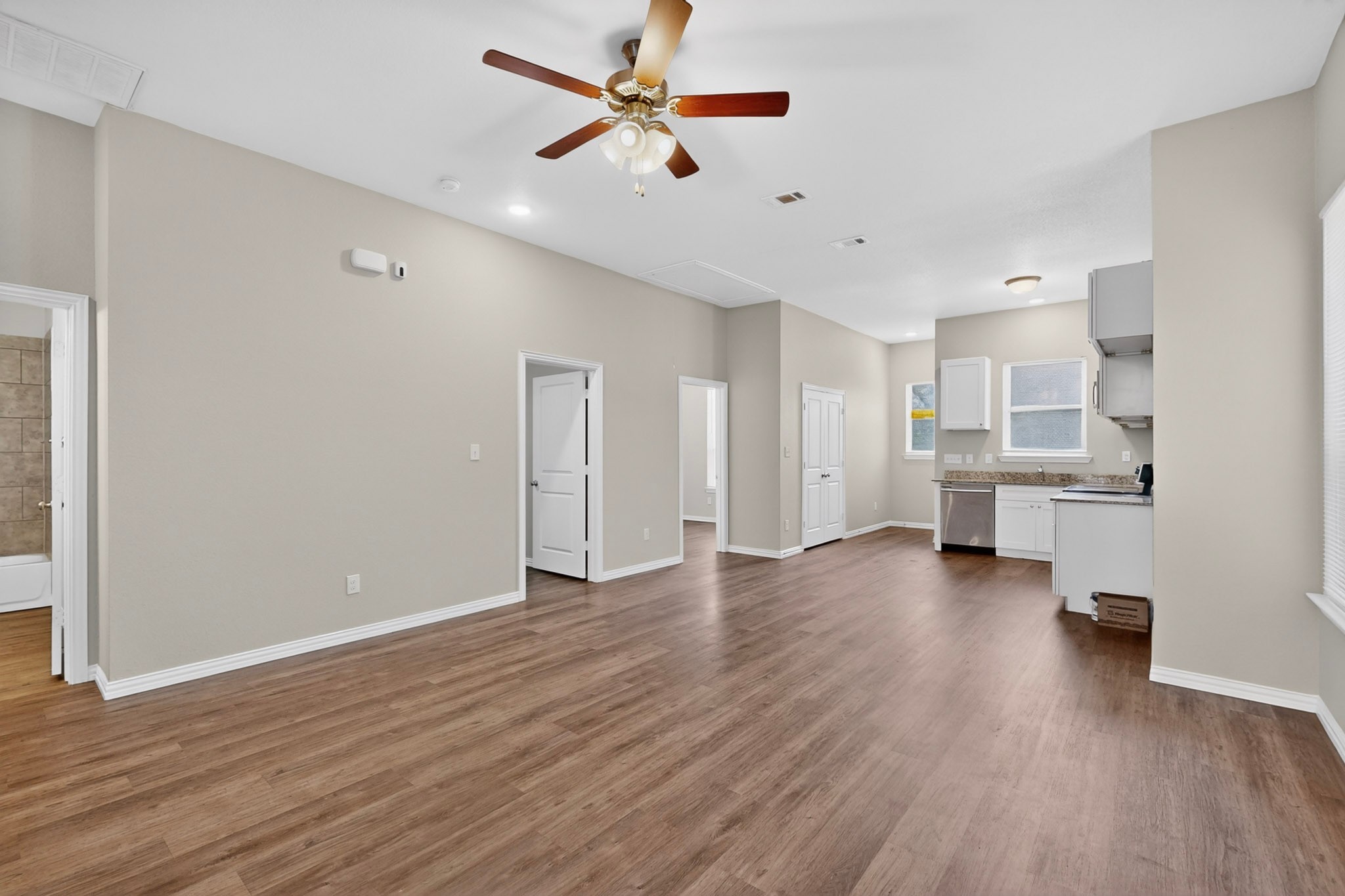 824 E Maddox Avenue Fort Worth TX 76104