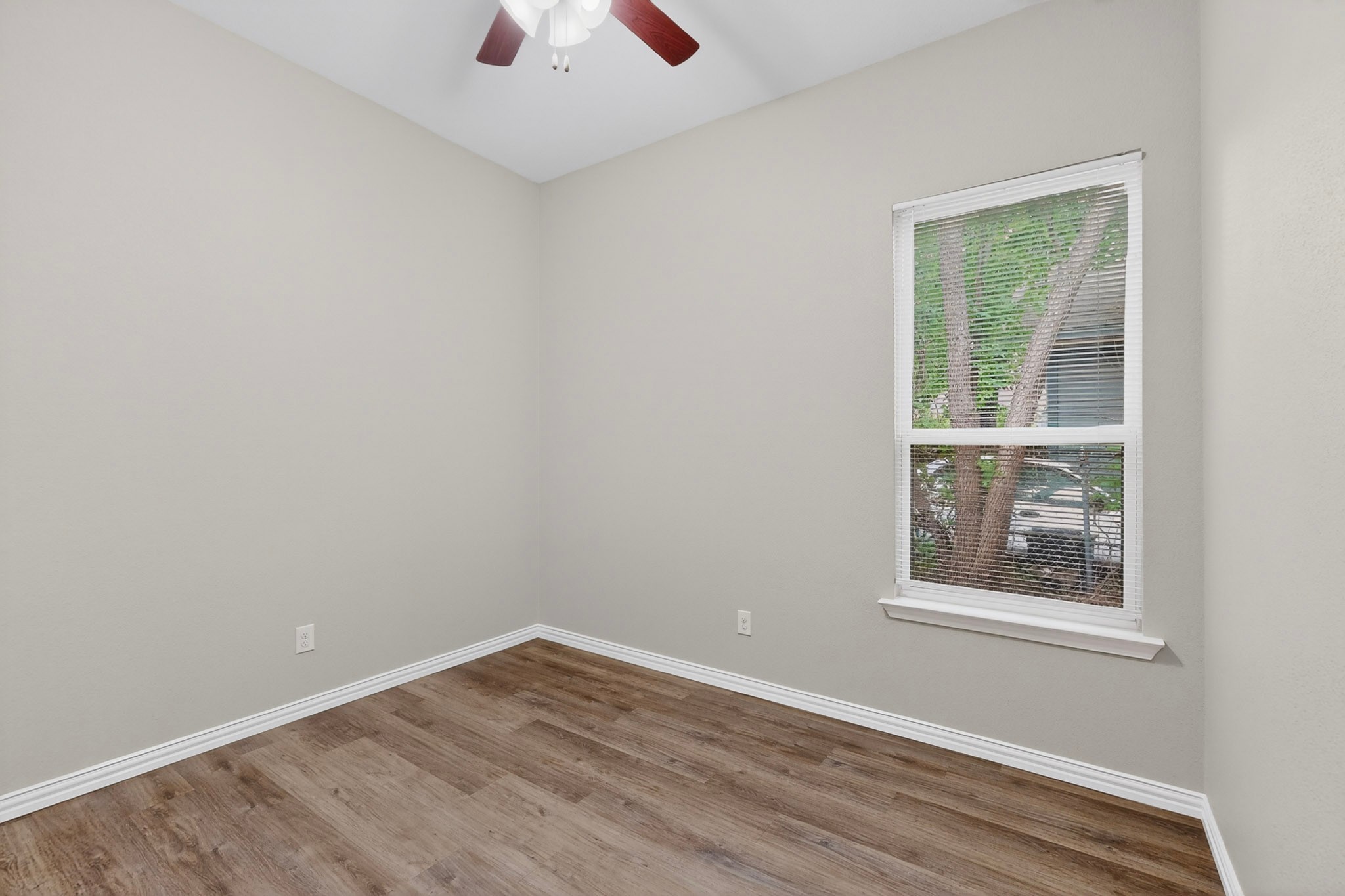 824 E Maddox Avenue Fort Worth TX 76104