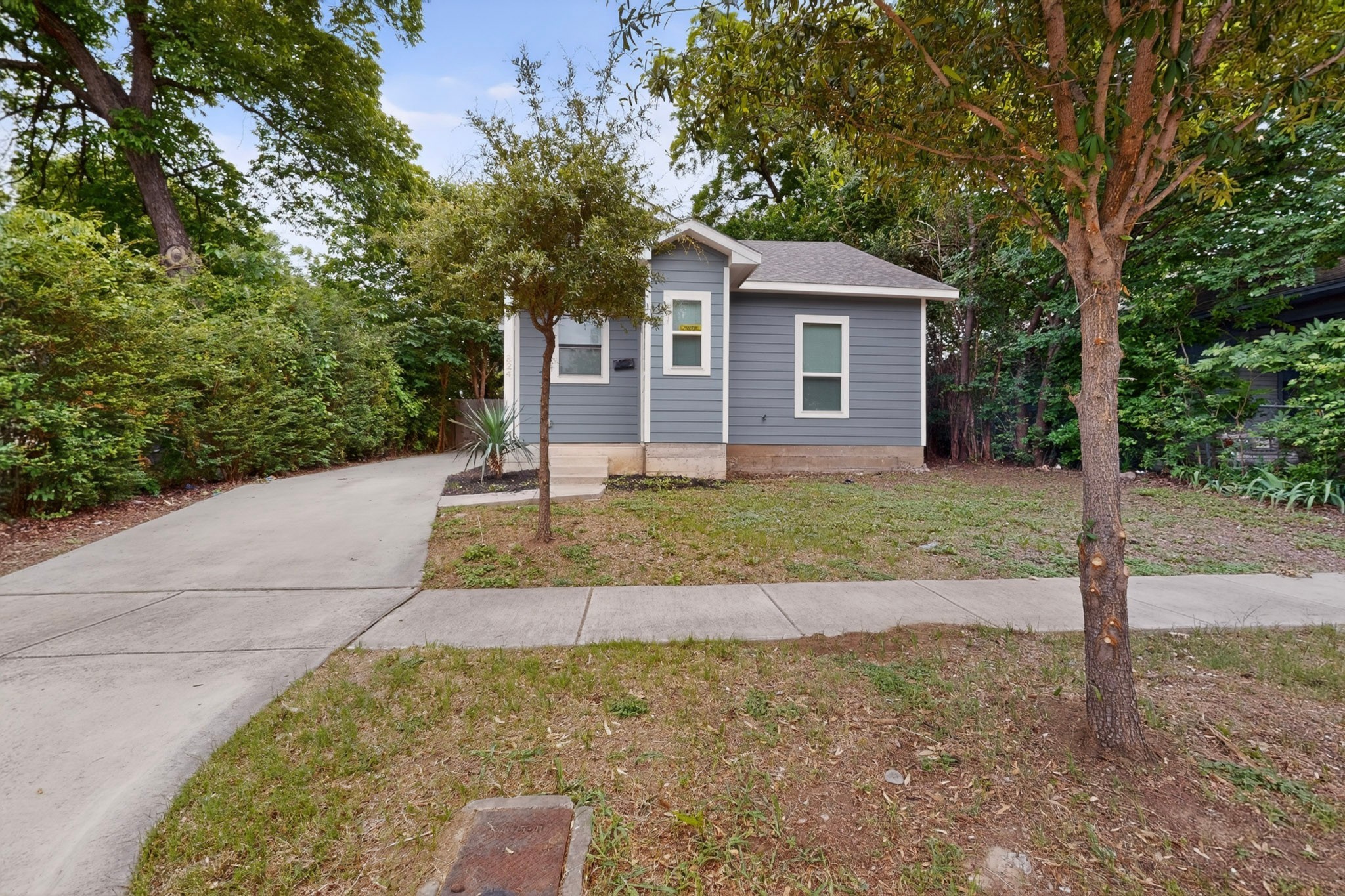 824 E Maddox Avenue Fort Worth TX 76104