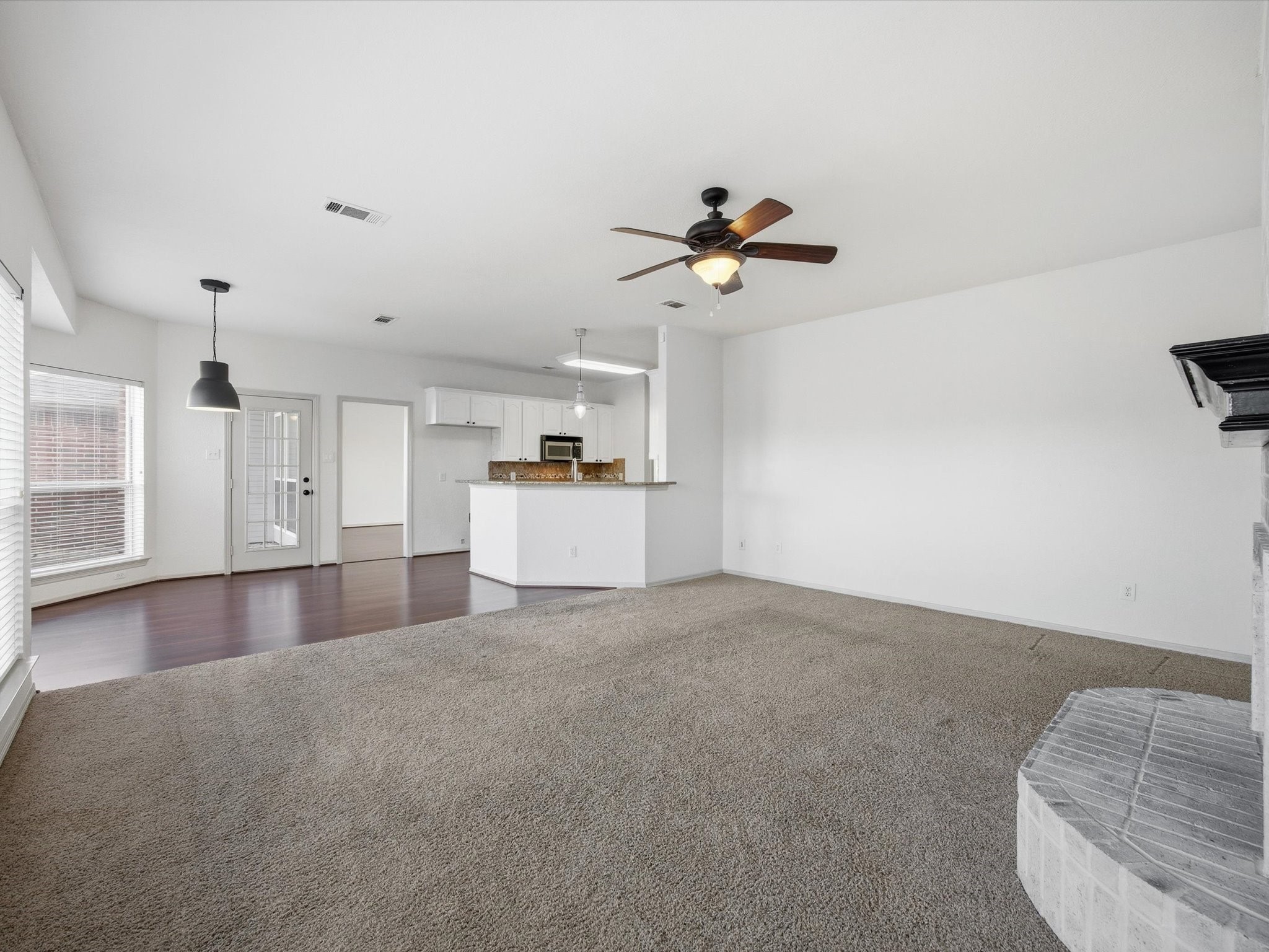 808 Shady Glen Court Fort Worth TX 76120