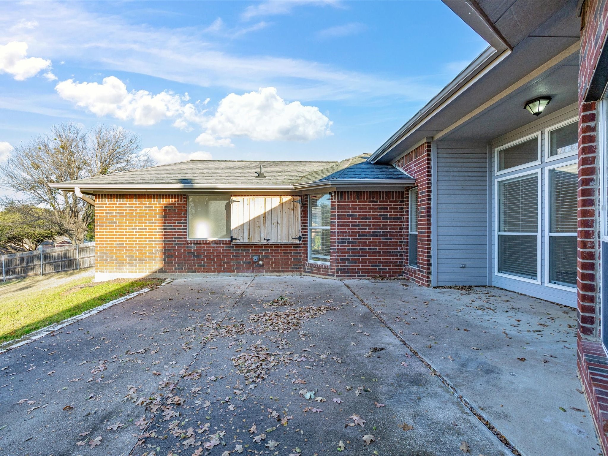 808 Shady Glen Court Fort Worth TX 76120